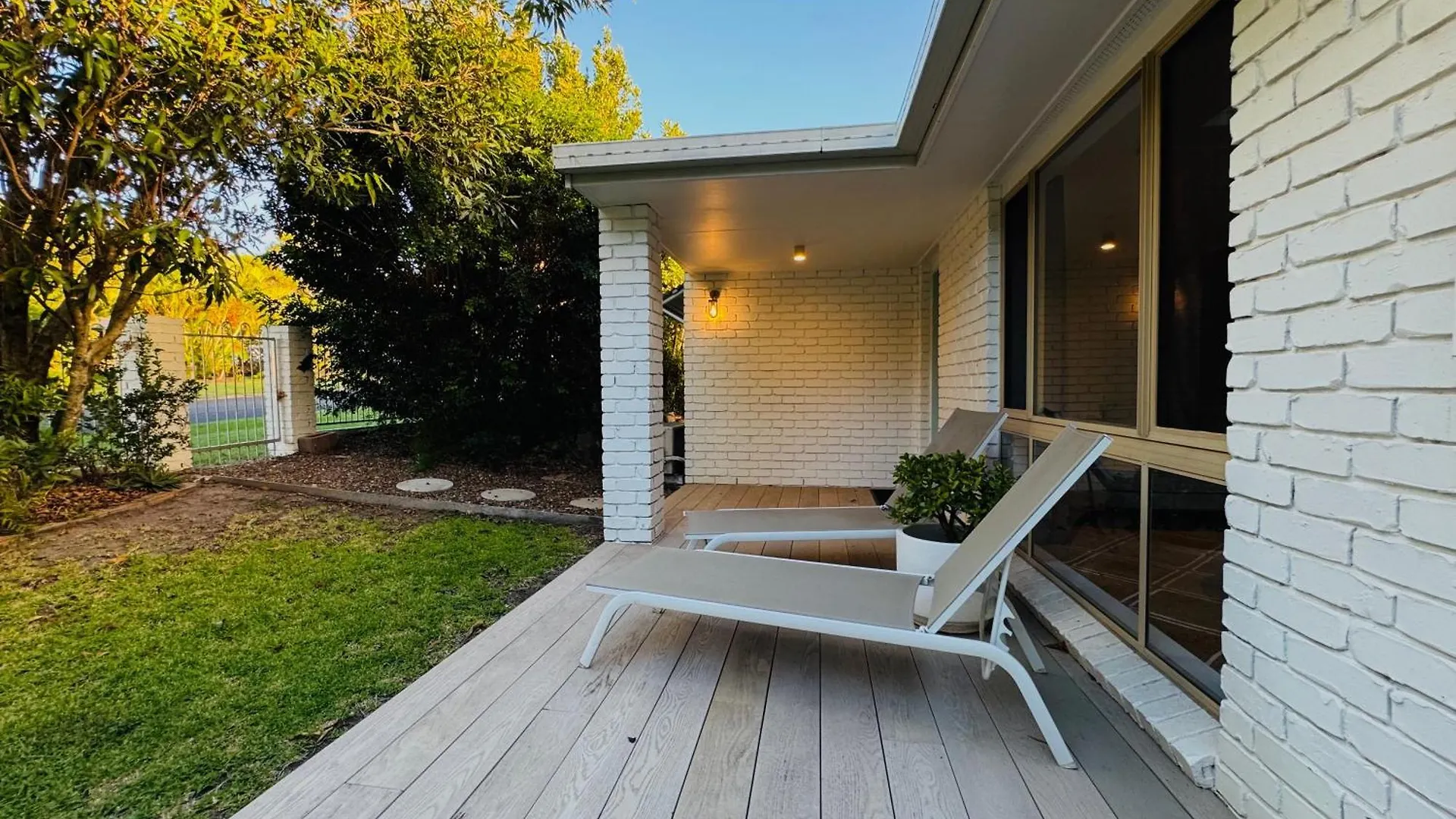 The Palm House Rainbow Beach Holiday home